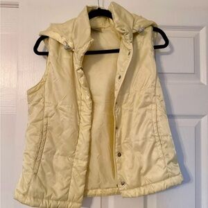 Nike Women's Light Yellow Puffer Vest